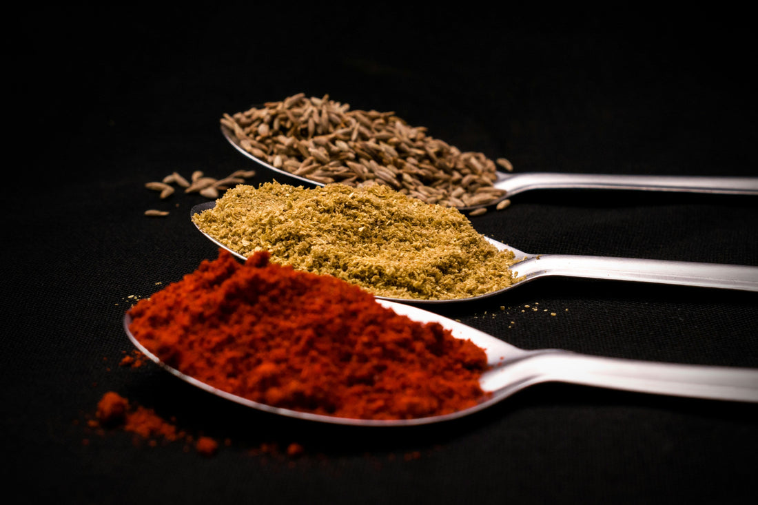 rangement epices triangulaire|plus d'espace en cuisine